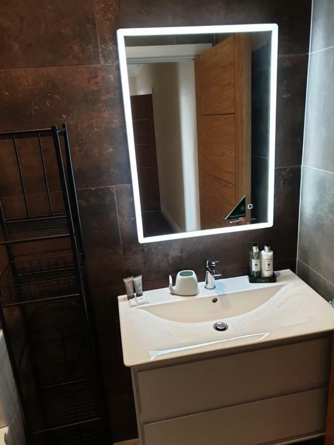 الشقق الفندقية نوتينغهامفي  Birchover Juniper Court المظهر الخارجي الصورة