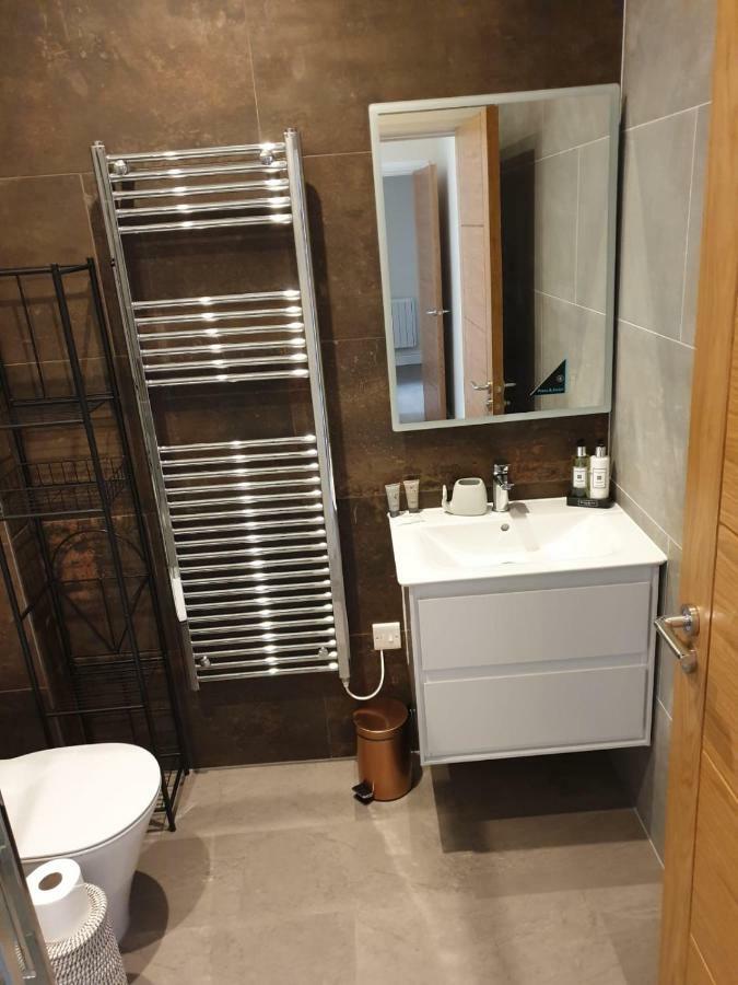 الشقق الفندقية نوتينغهامفي  Birchover Juniper Court المظهر الخارجي الصورة